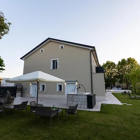 Apartmanhotel Dimora Rosae 3*