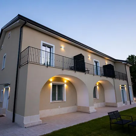 Apartmanhotel Dimora Rosae 3*